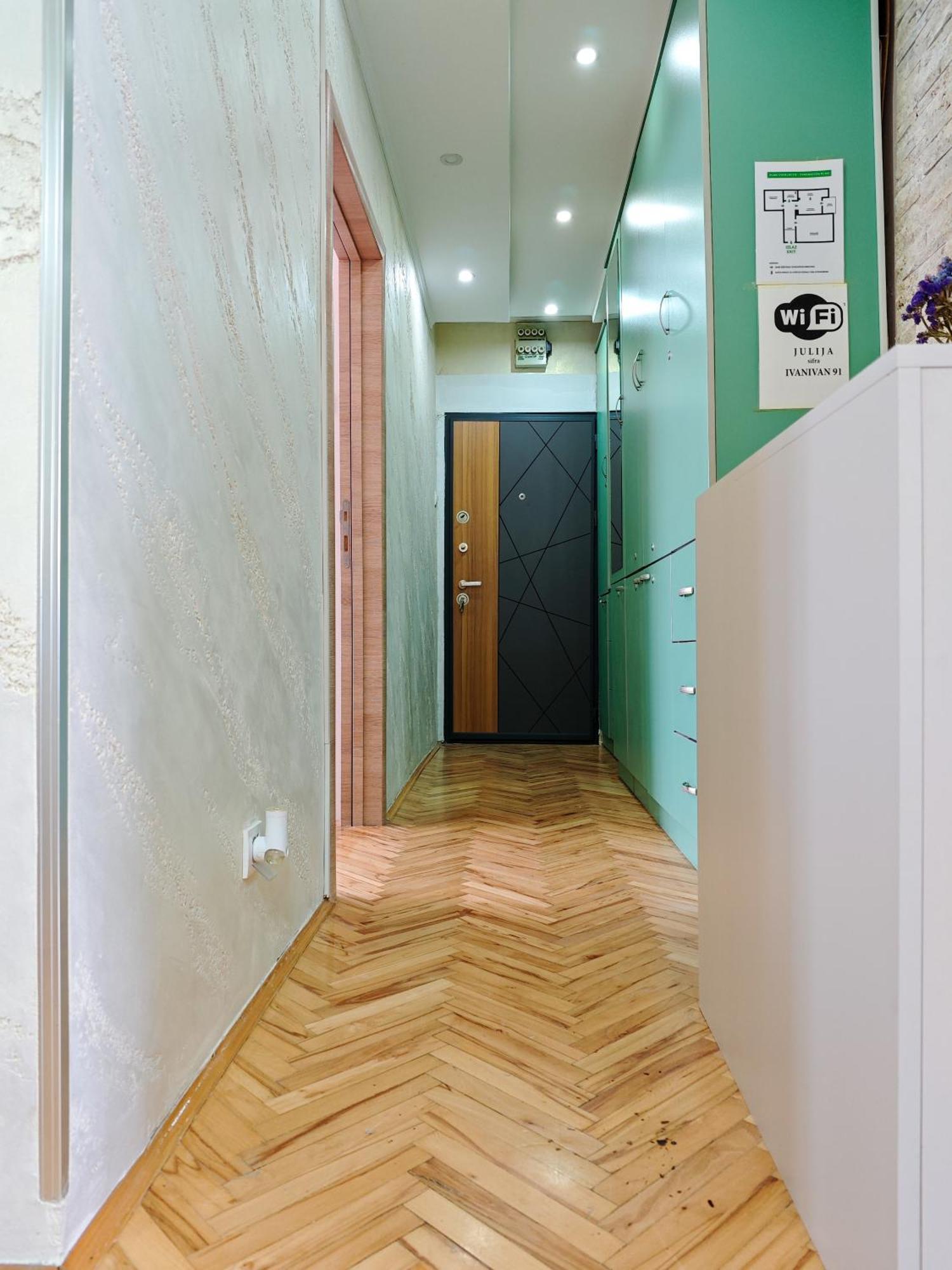 Apartman Julija Donji Milanovac Zewnętrze zdjęcie